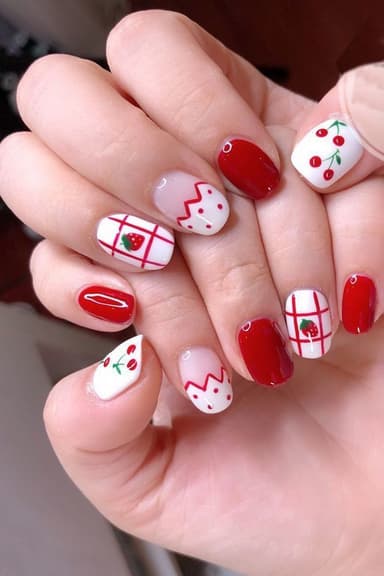 Red Nail Art